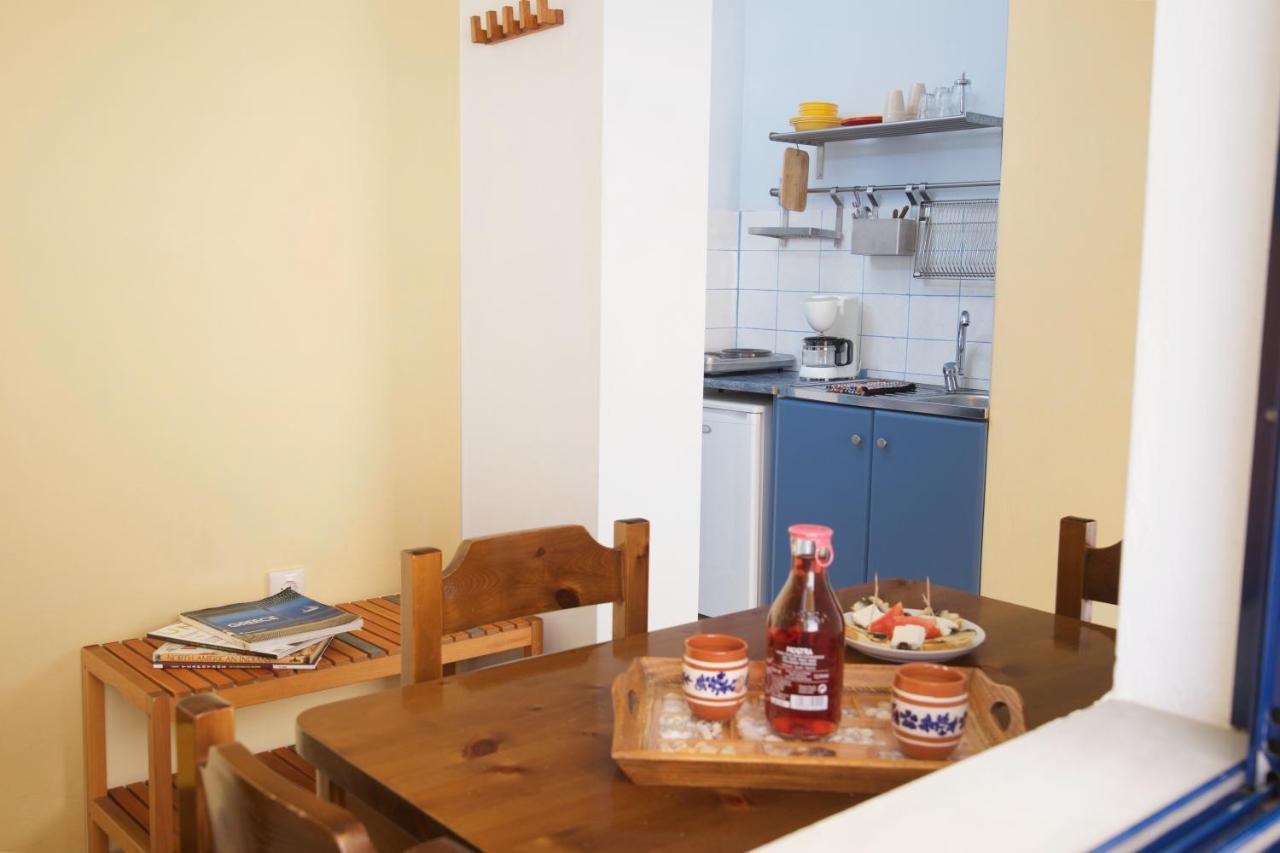 Kalypso Studios & Apartments Каравомилос Екстериор снимка